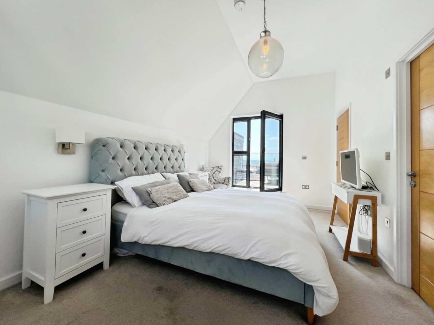 Fishermans Beach, Hythe