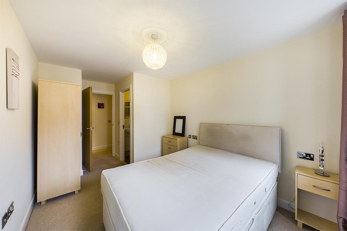 Oceana Boulevard, Orchard Place, Southampton