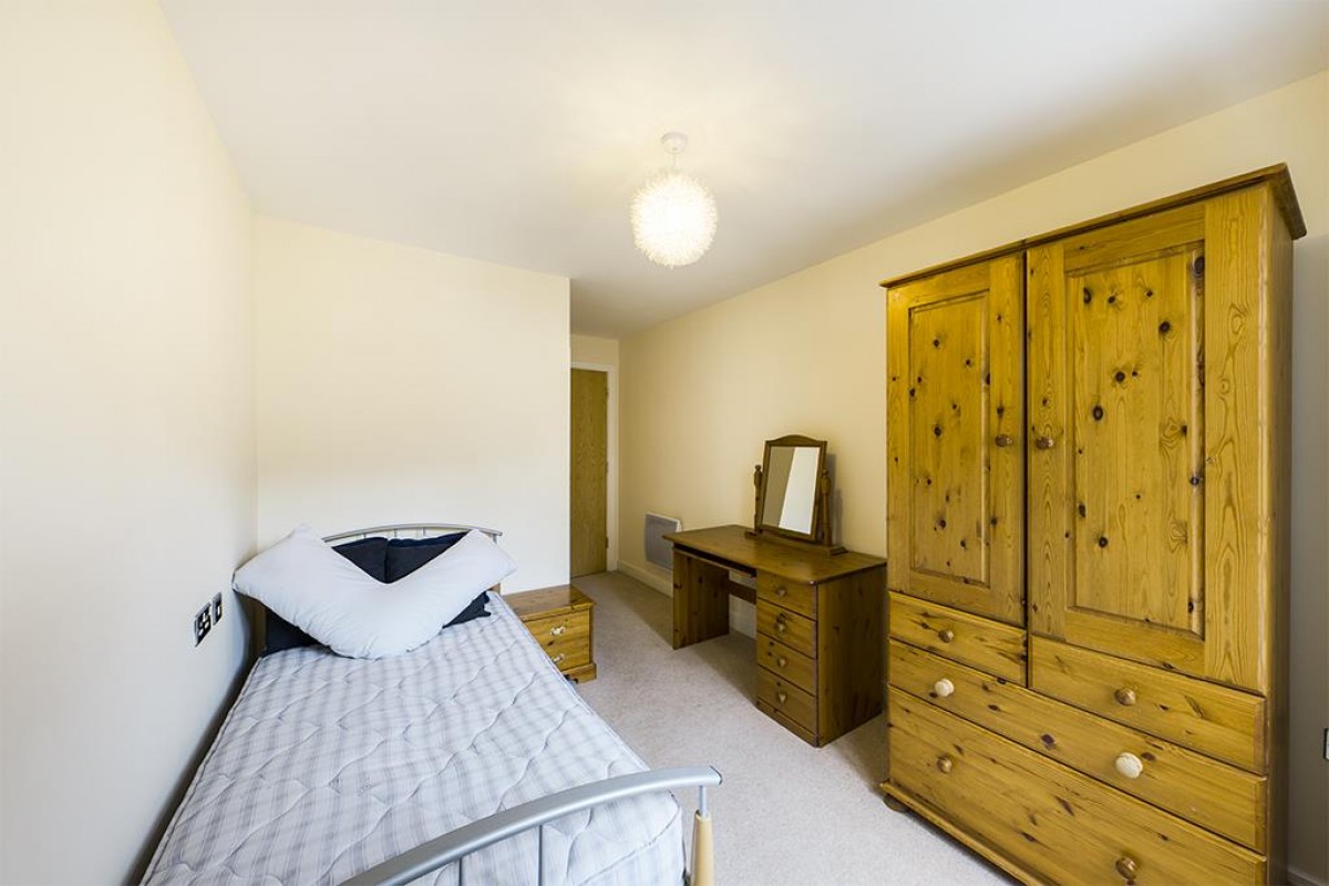 Oceana Boulevard, Orchard Place, Southampton