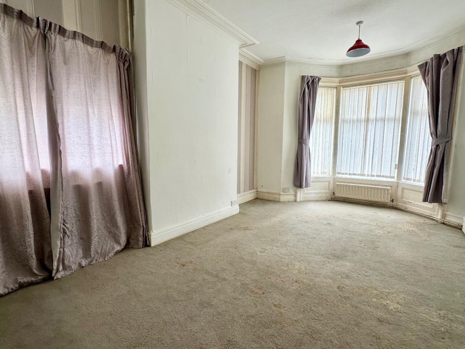 4 bedroom House for sale in Woodfield Avenue, South Shore, Blackpool