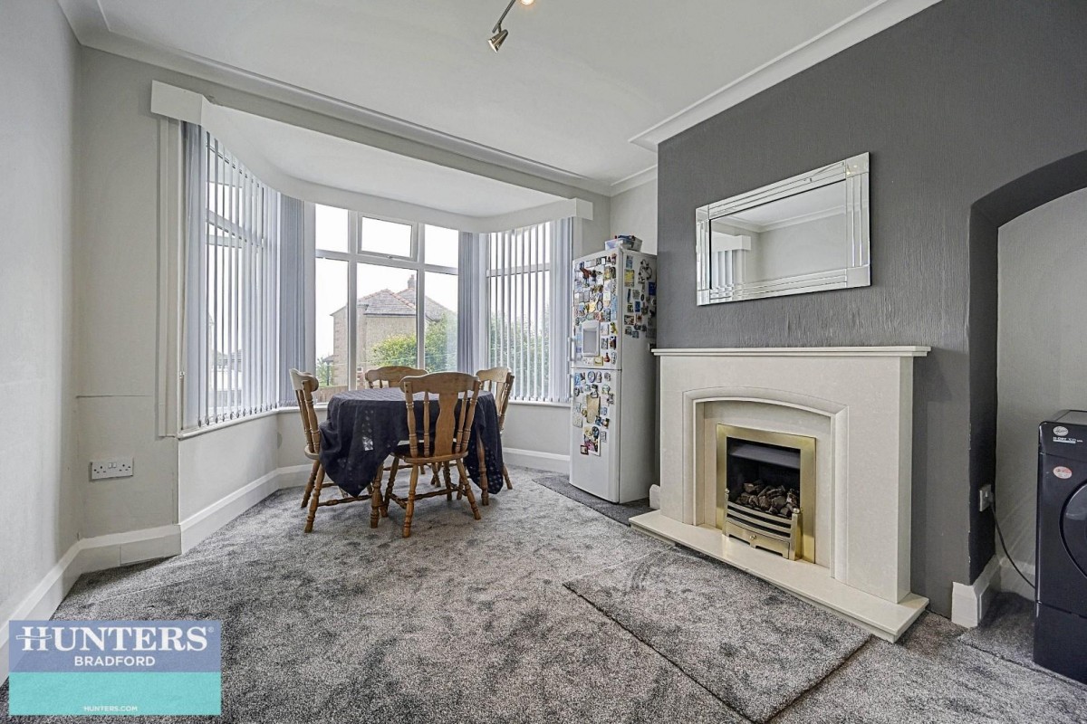 Briggs Avenue Bradford, West Yorkshire, BD6 3AY