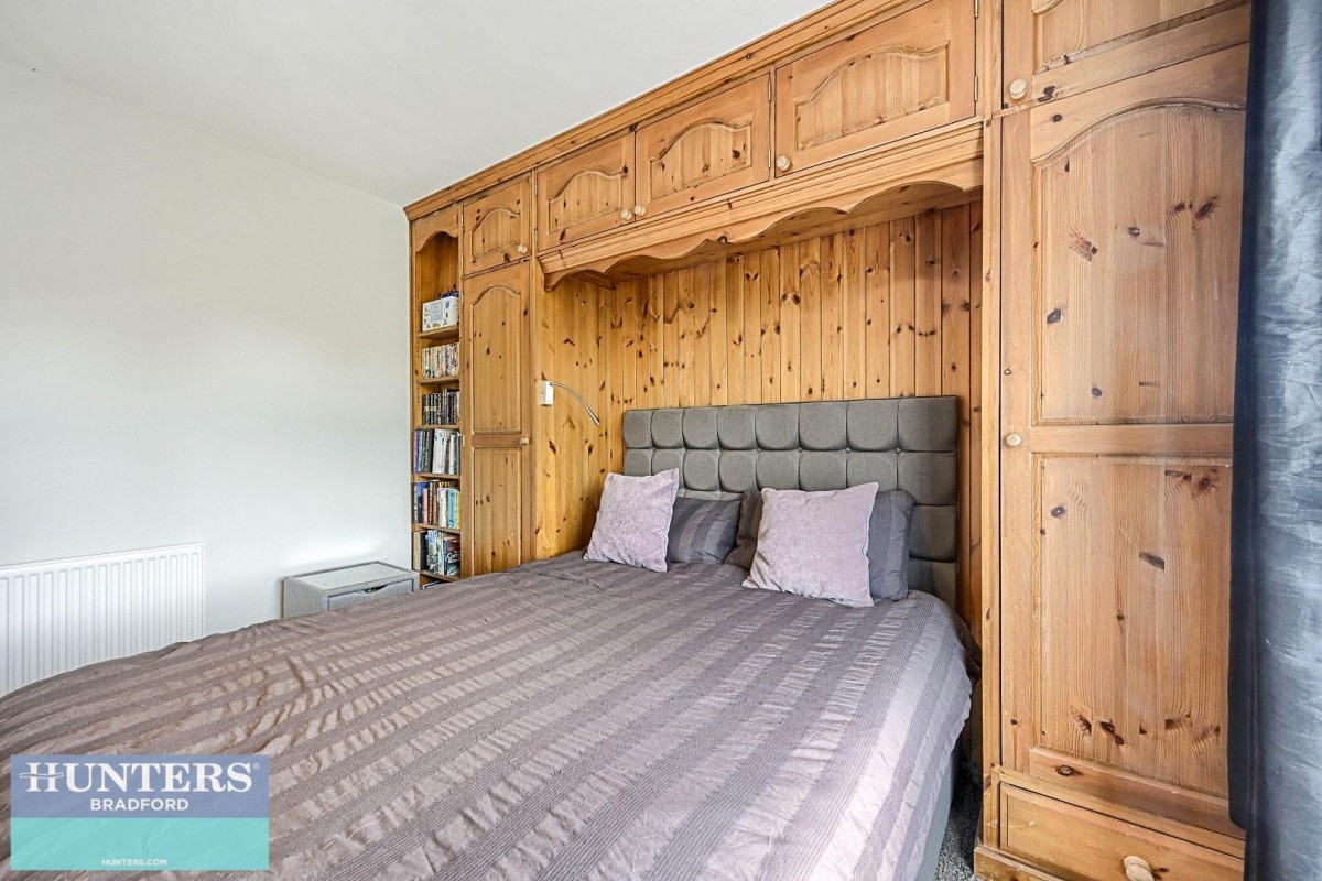 Briggs Avenue Bradford, West Yorkshire, BD6 3AY