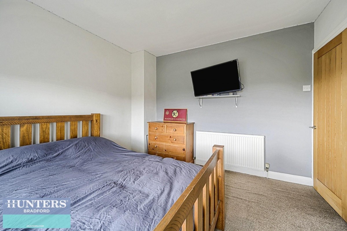 Briggs Avenue Bradford, West Yorkshire, BD6 3AY