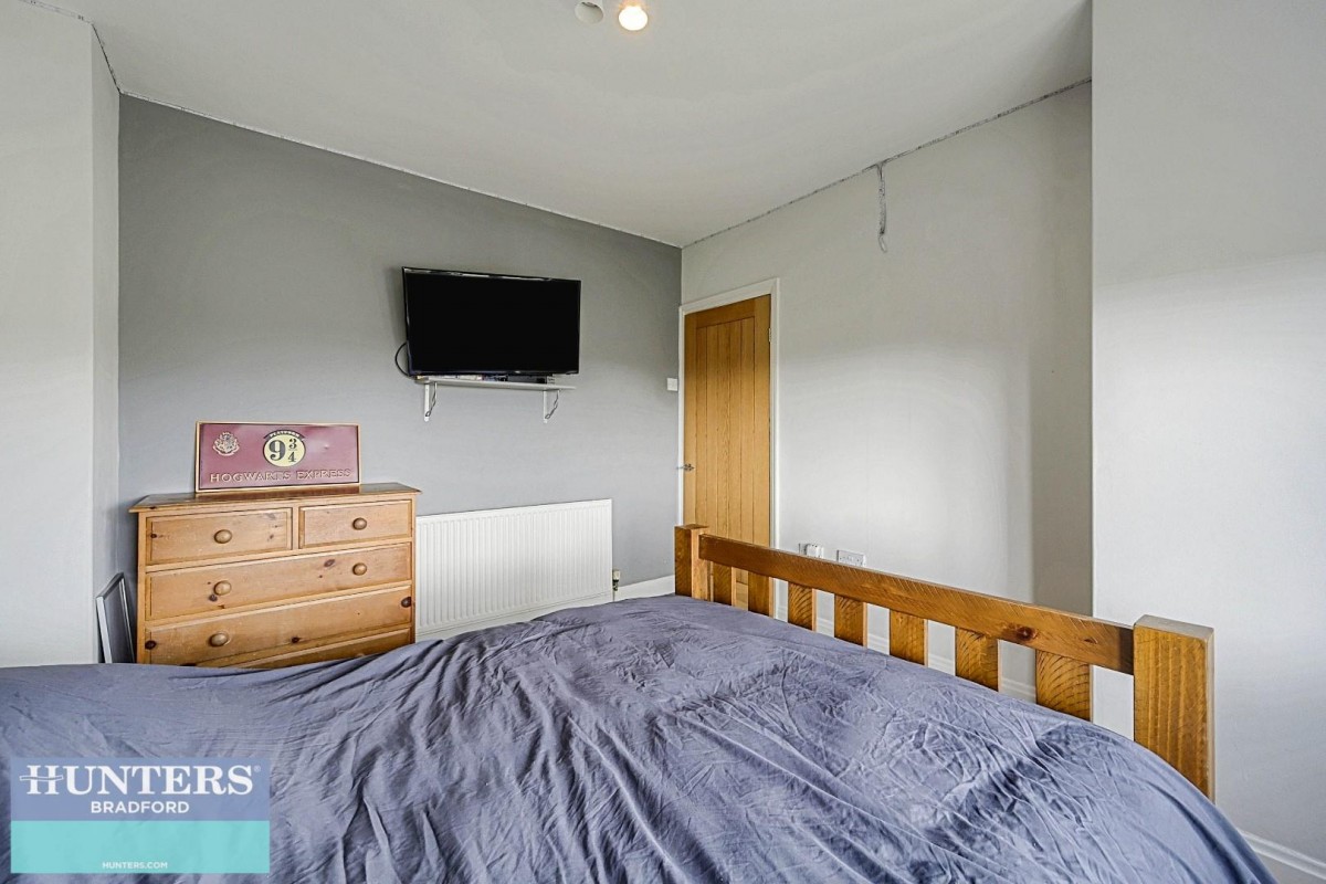 Briggs Avenue Bradford, West Yorkshire, BD6 3AY