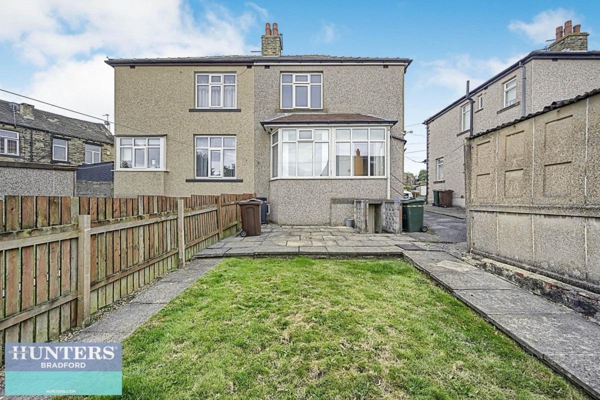 Briggs Avenue Bradford, West Yorkshire, BD6 3AY