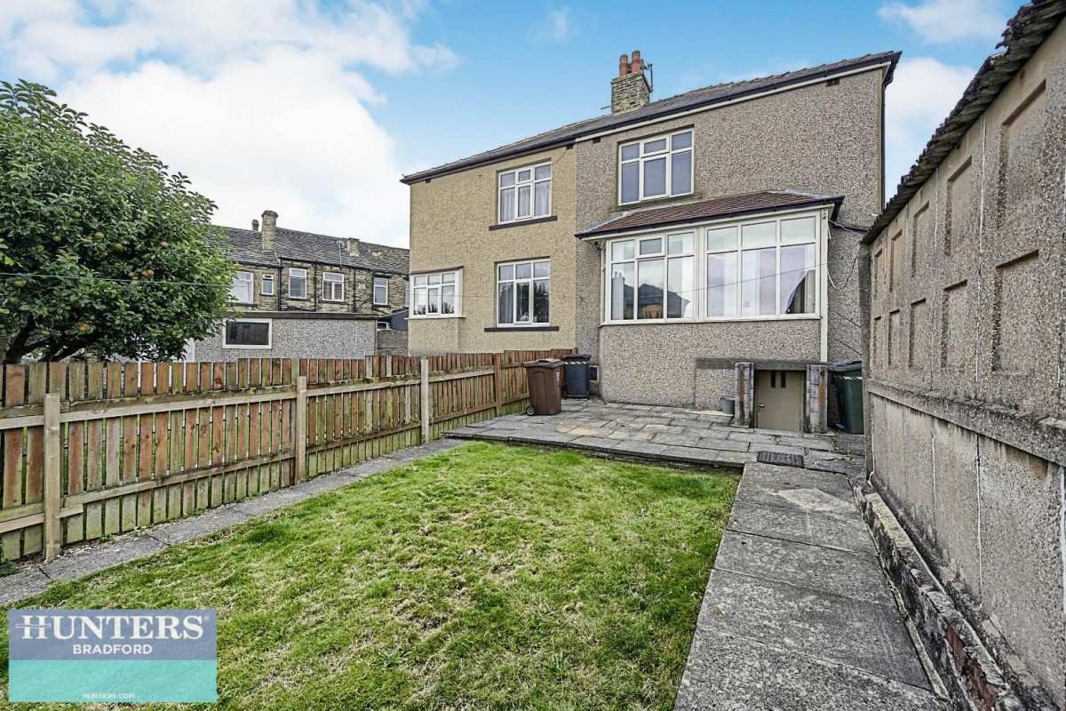 Briggs Avenue Bradford, West Yorkshire, BD6 3AY