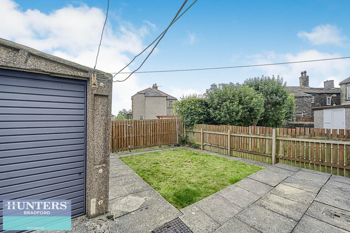 Briggs Avenue Bradford, West Yorkshire, BD6 3AY