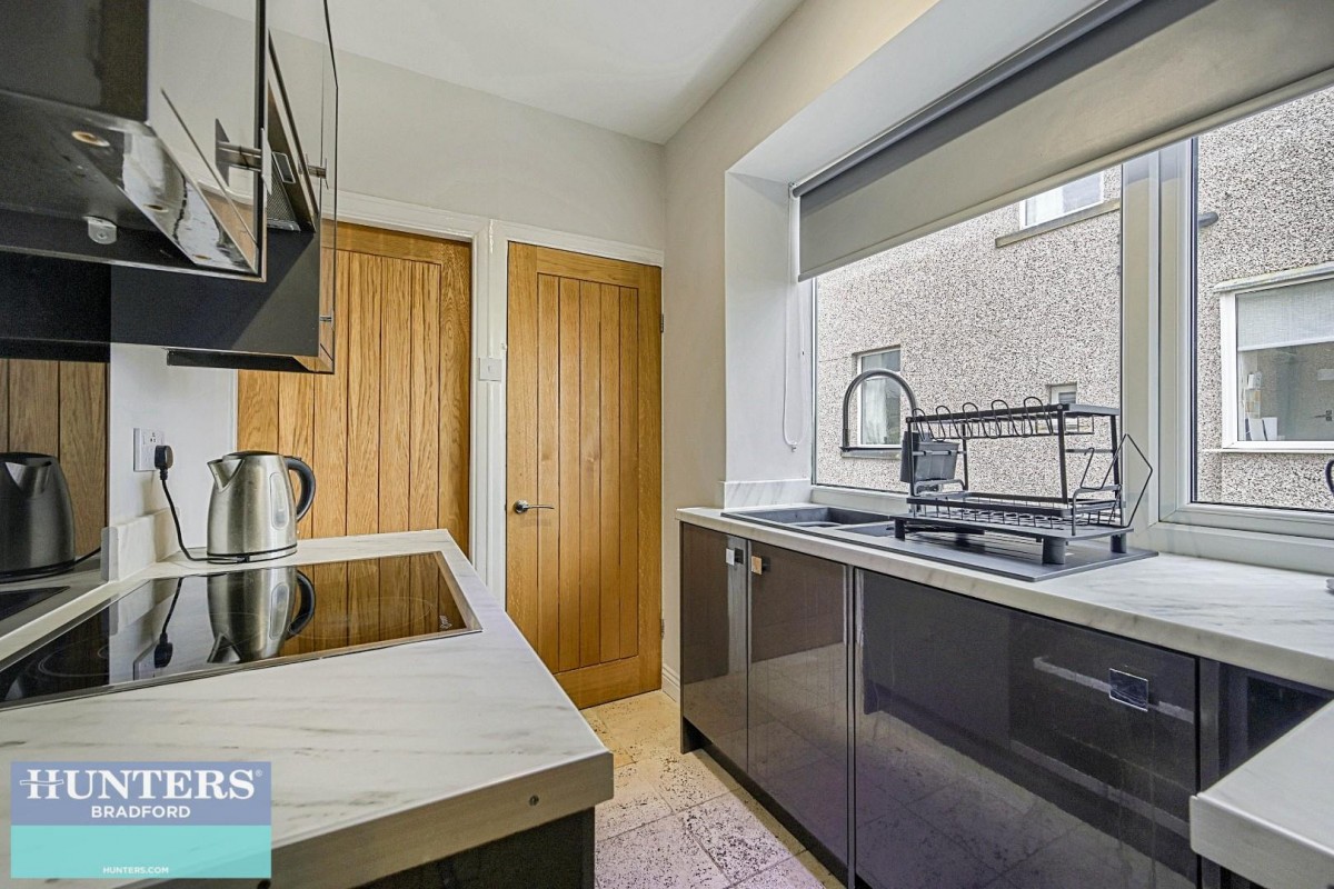 Briggs Avenue Bradford, West Yorkshire, BD6 3AY