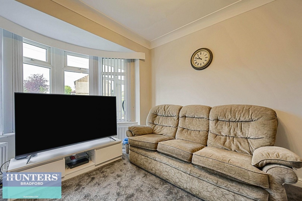 Briggs Avenue Bradford, West Yorkshire, BD6 3AY