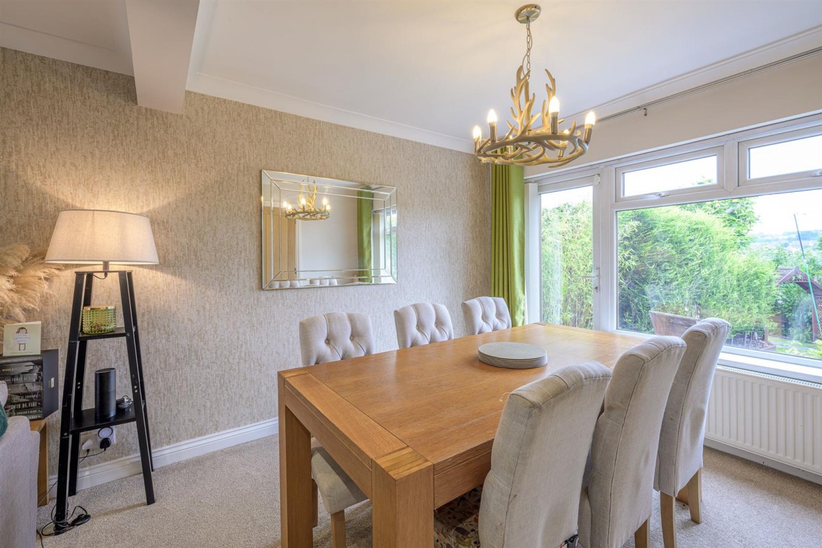 Hopyard Lane, Lower Gornal, DY3 2XG