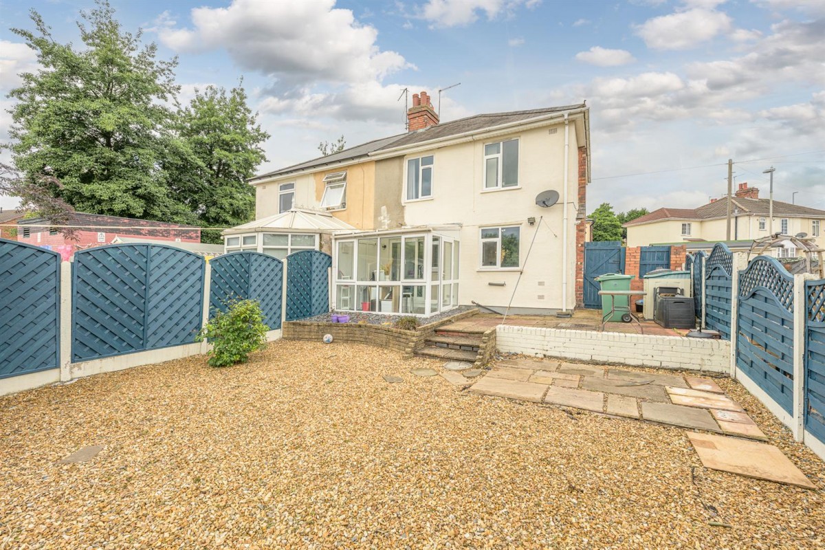 Yew Tree Road, Dudley, DY2 0LG