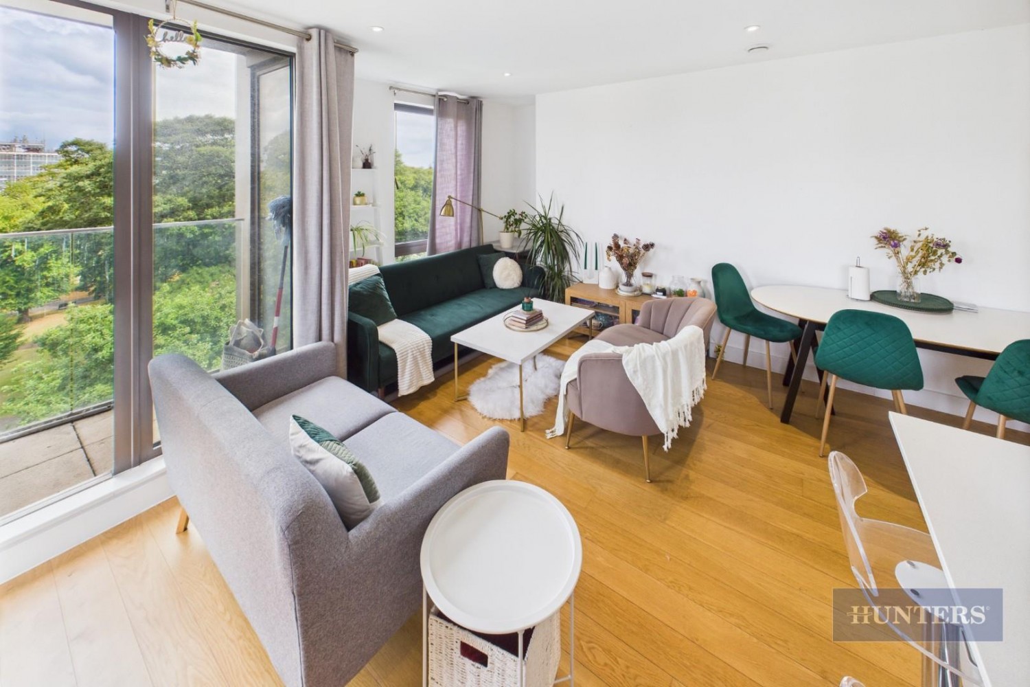 Guildhall Apartments, Park Walk, Southampton