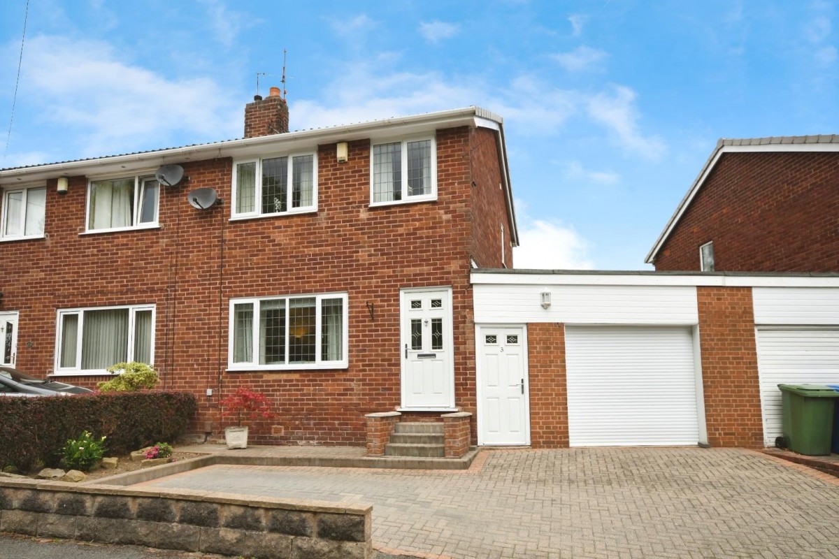 Skelwith Close, Dunston, Chesterfield, S41 8JG