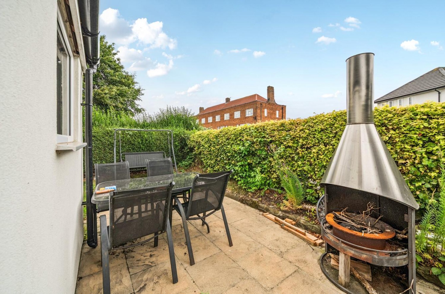 Raynel Approach , Cookridge, LS16