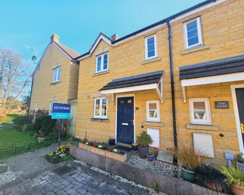 Castle Stream Court, Dursley