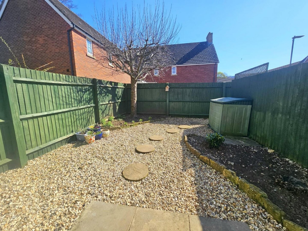 Castle Stream Court, Dursley