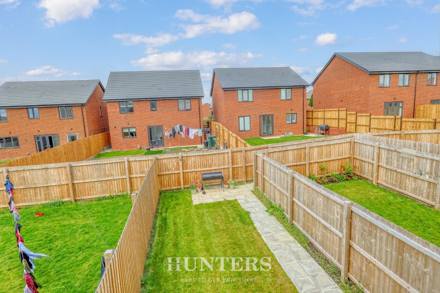 Watt Drive, Middleton M24