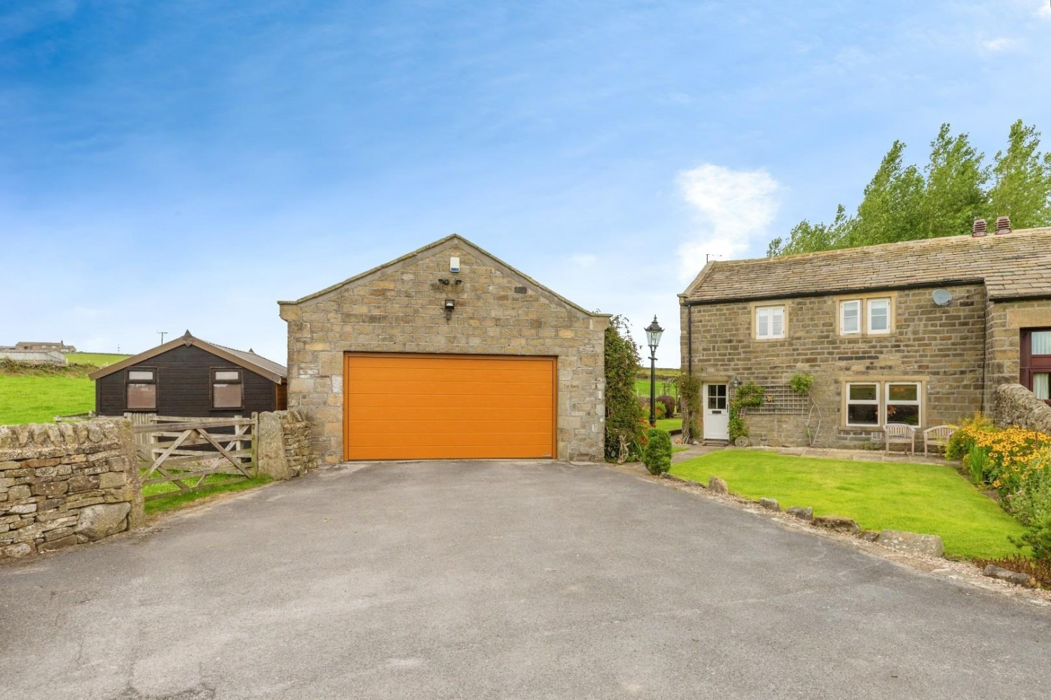 Newsholme New Road, Oakworth, Keighley