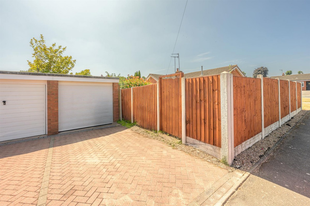 Quorn Crescent, Wordsley, DY8 5NW