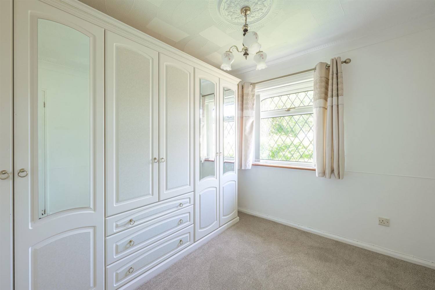 Quorn Crescent, Wordsley, DY8 5NW