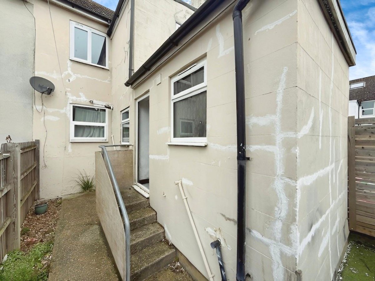 Mead Road, Folkestone