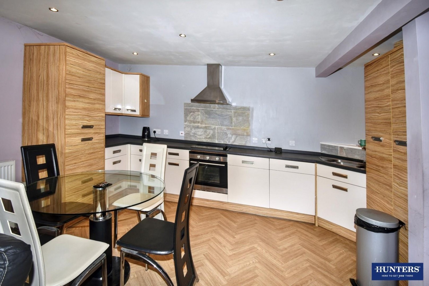 Cross Street, Wigston