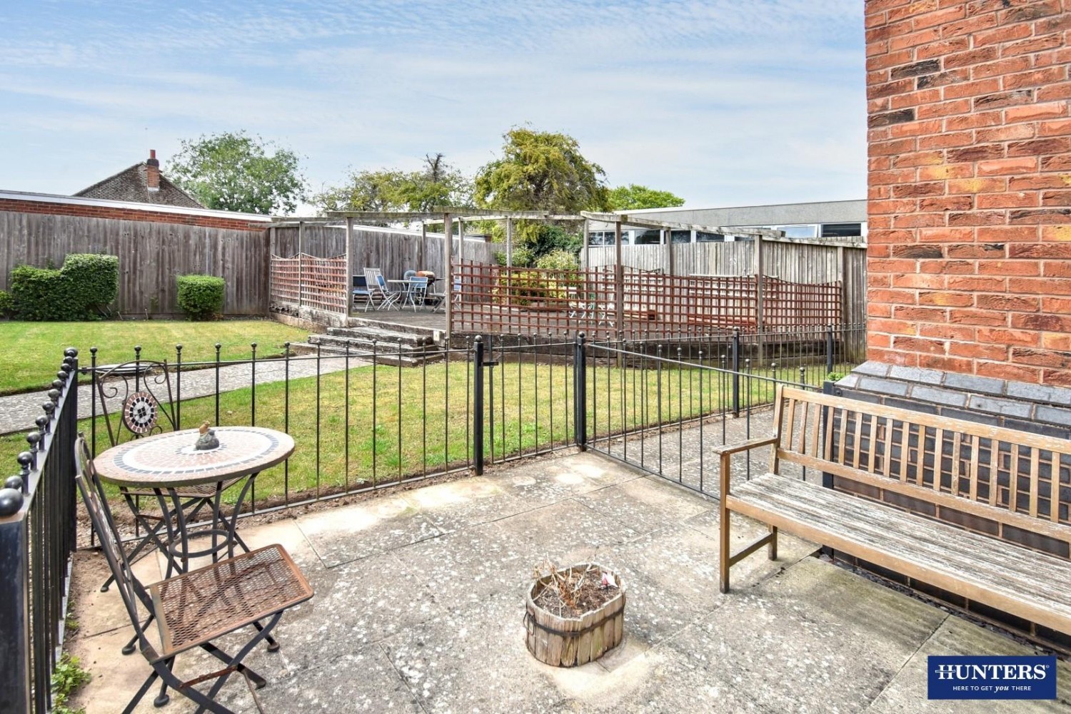 Cross Street, Wigston