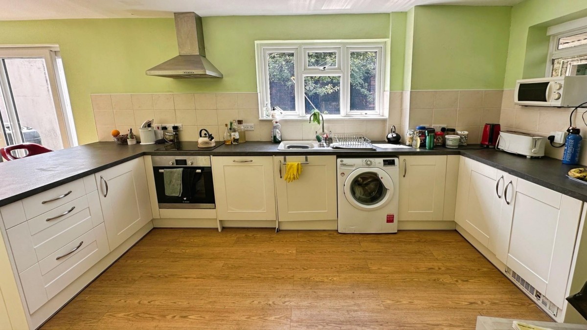 Lodge Causeway, Bristol