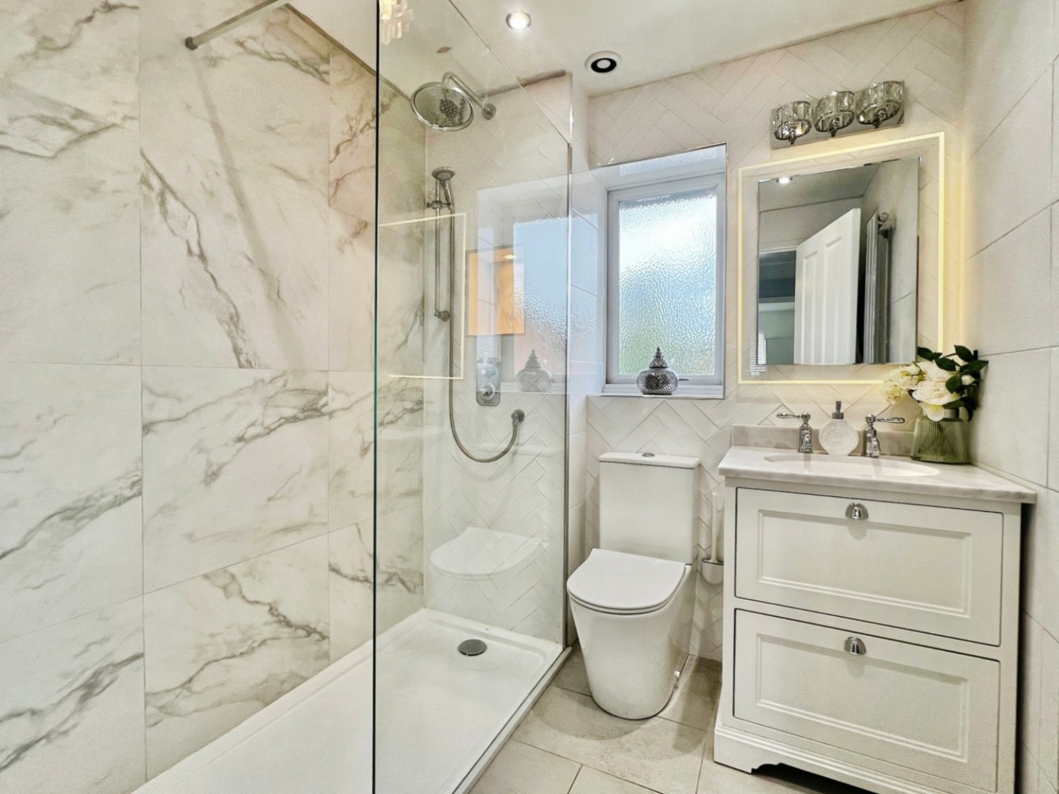 Essella Park Ashford