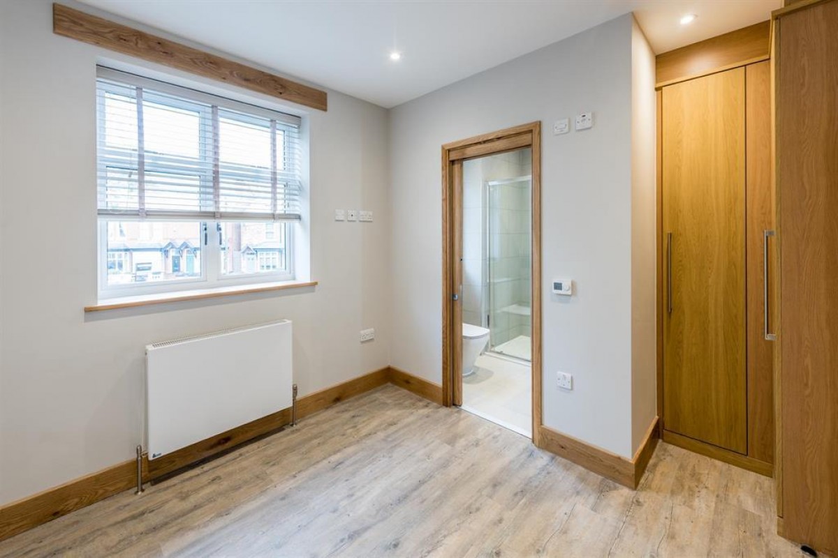 Springfield Road, Kings Heath, Birmingham, B14 7DX