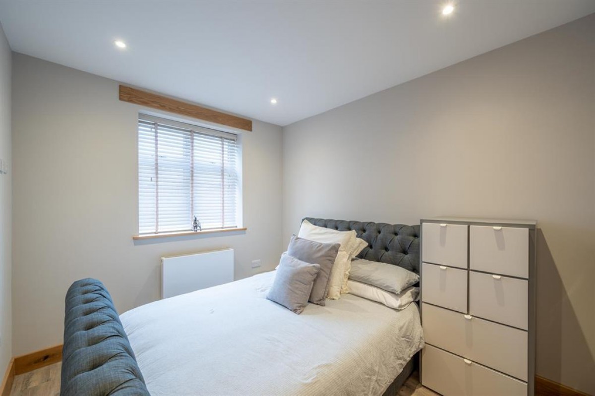 Springfield Road, Kings Heath, Birmingham, B14 7DX