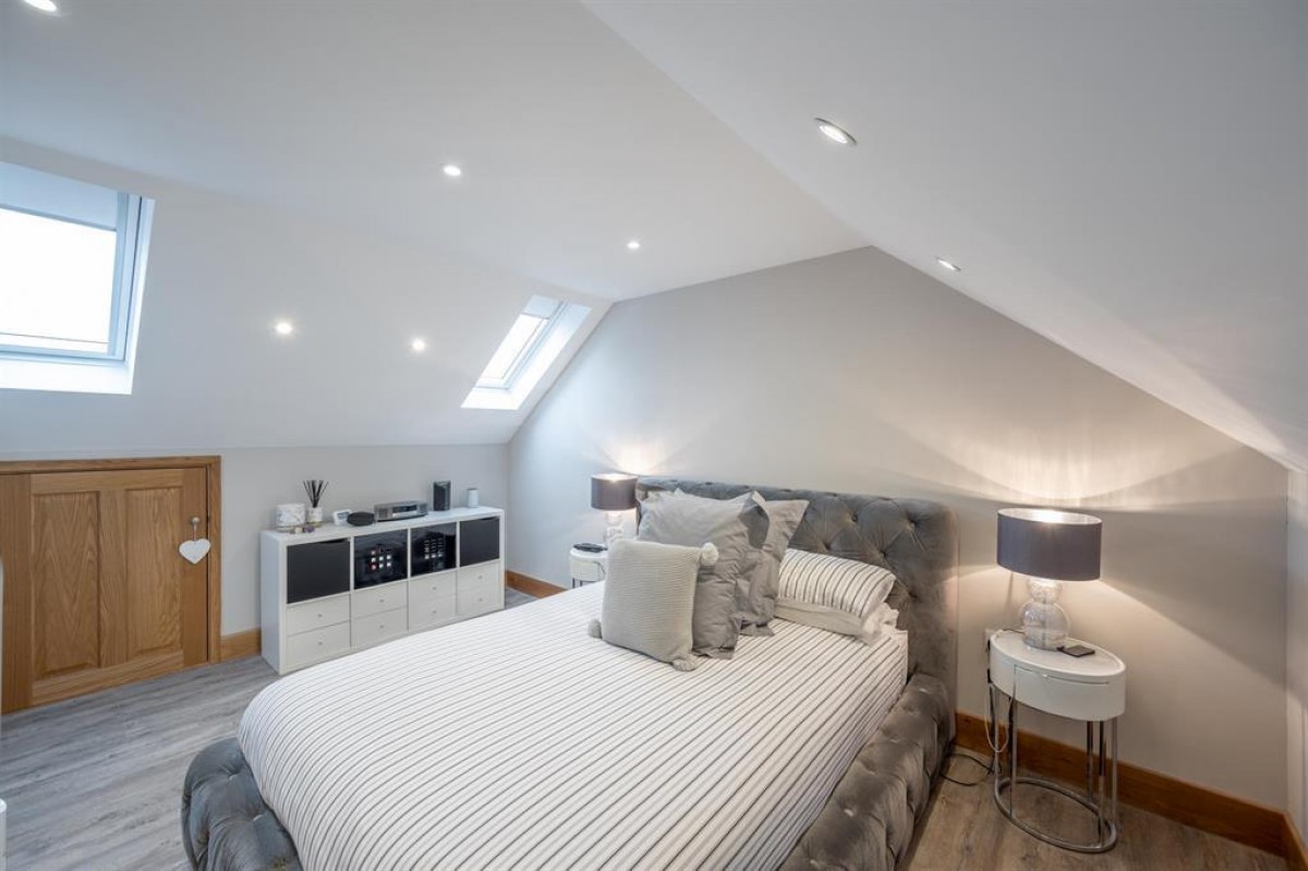 Springfield Road, Kings Heath, Birmingham, B14 7DX