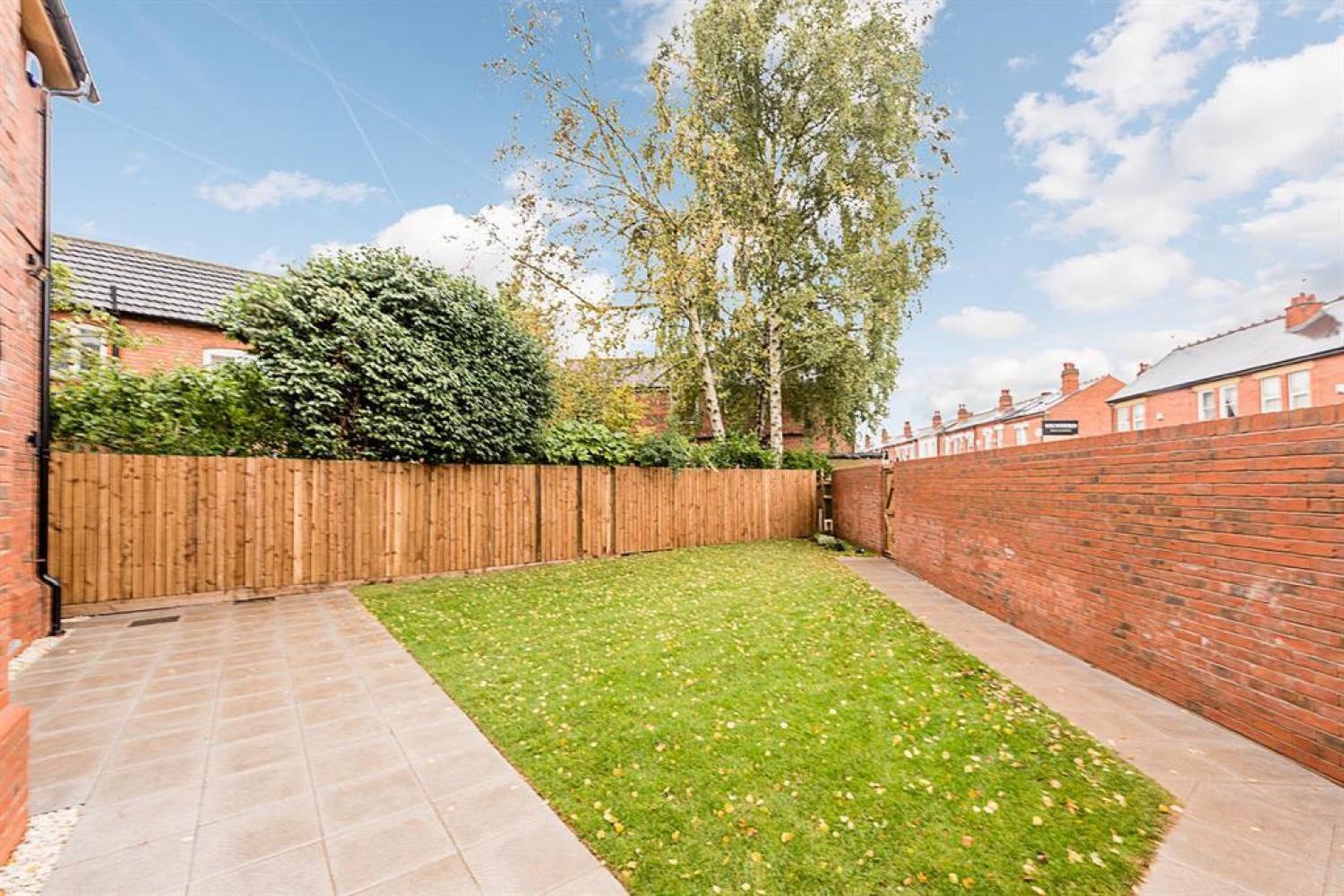 Springfield Road, Kings Heath, Birmingham, B14 7DX