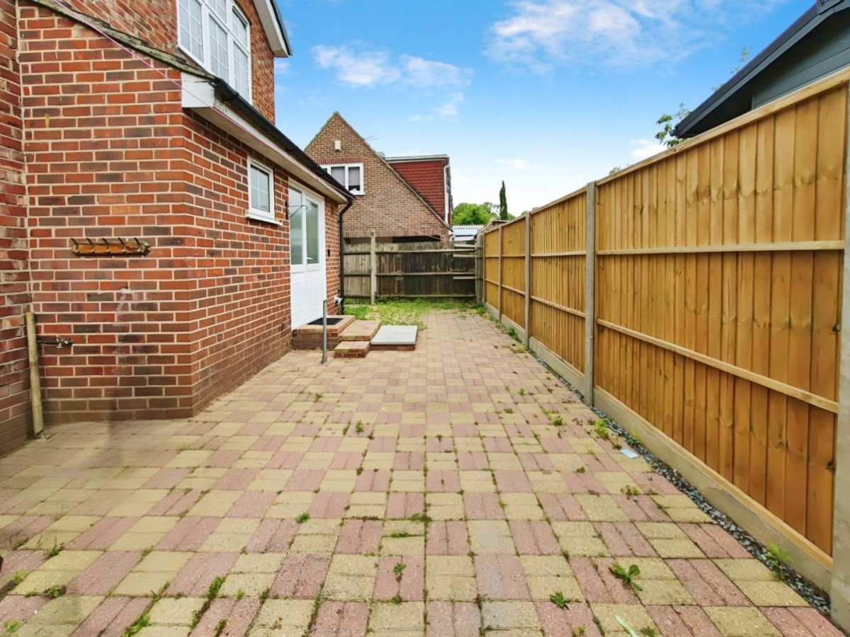 Wellington Road, Sandhurst