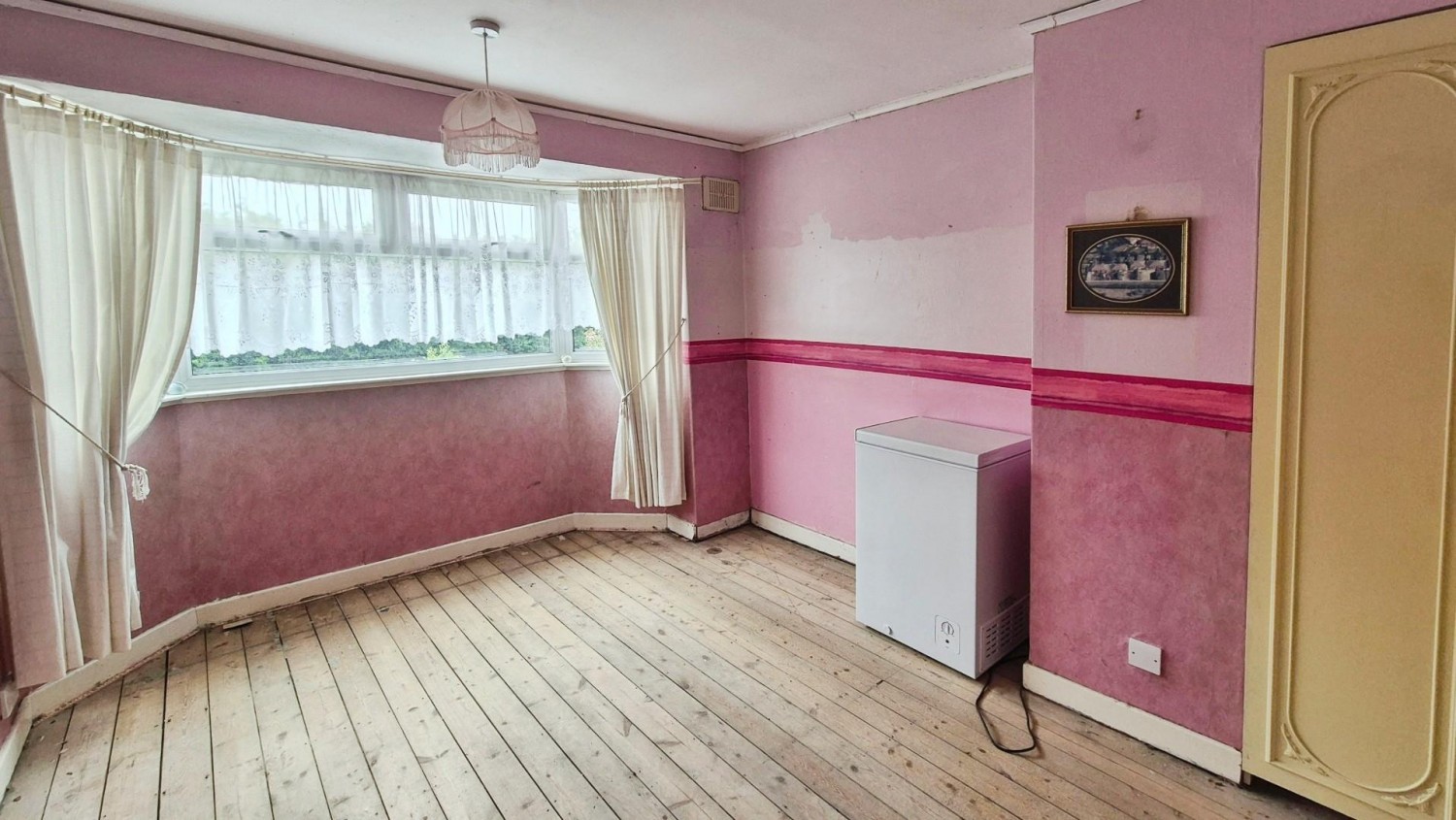 Whitehorse Road, Brownhills