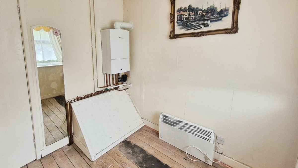 Whitehorse Road, Brownhills