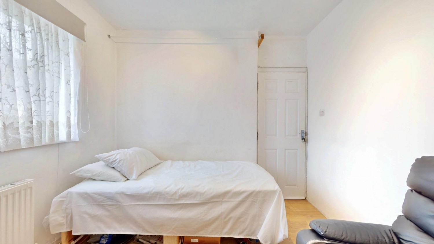 Greenway, Dagenham, RM8