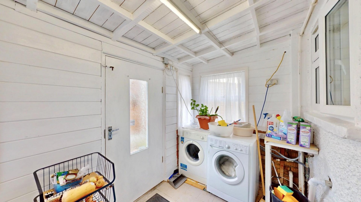 Greenway, Dagenham, RM8