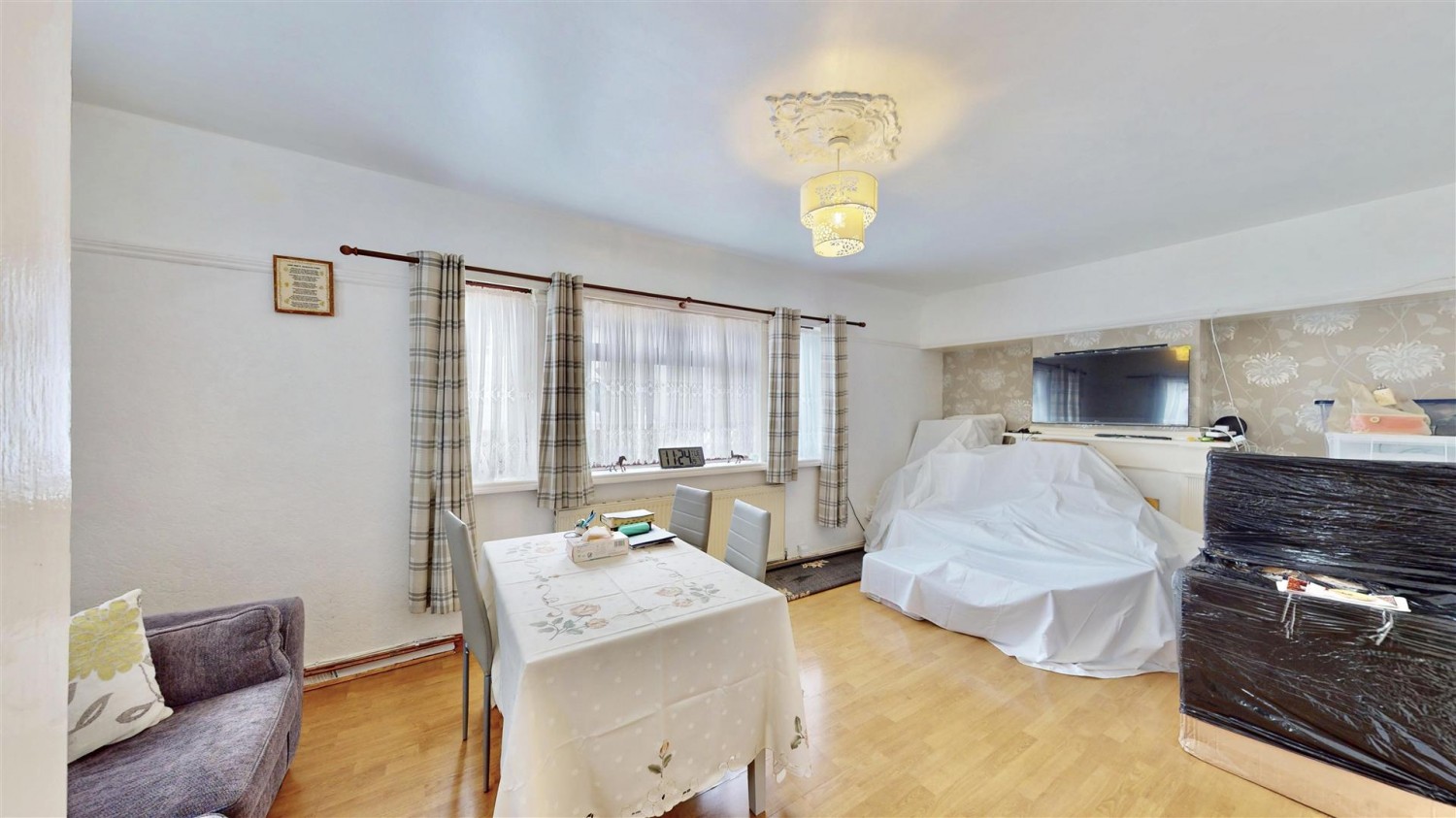 Greenway, Dagenham, RM8