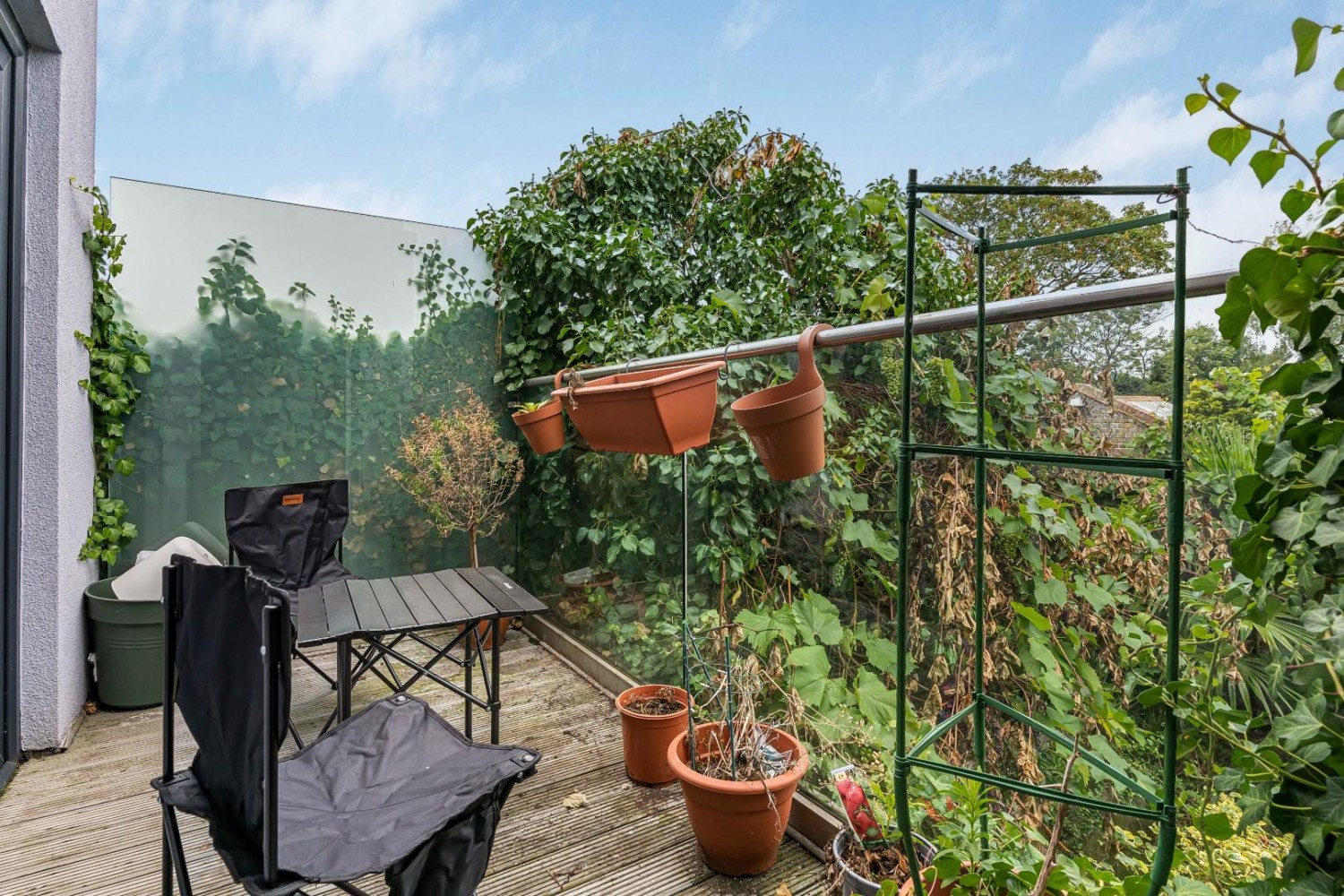 1 bedroom Flat for sale in Brockley Rise, London, SE23 1JG