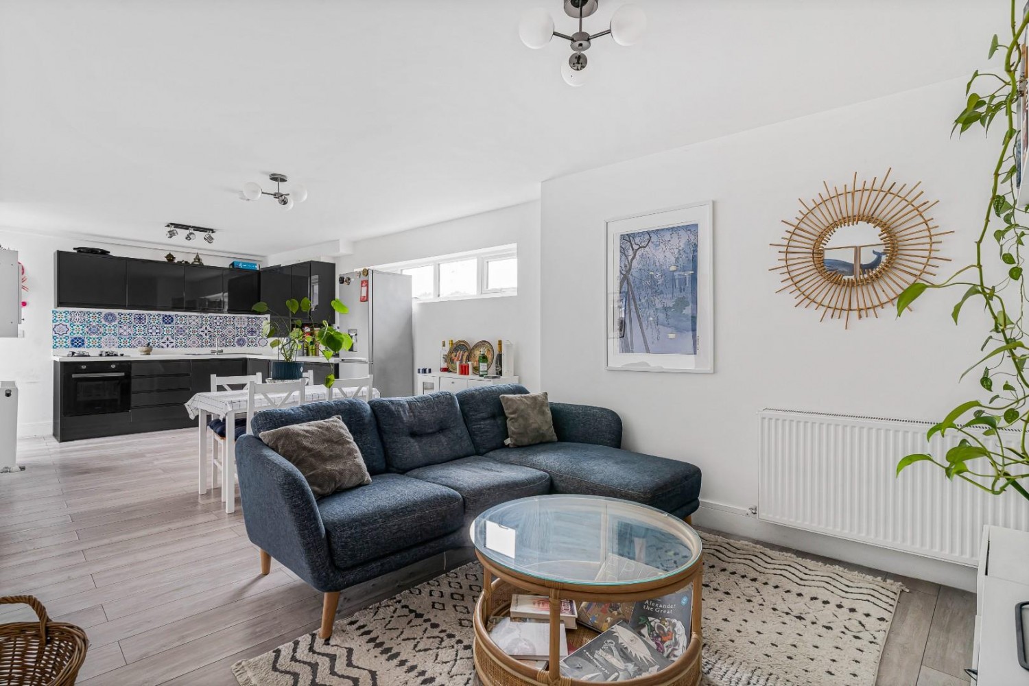 1 bedroom Flat for sale in Brockley Rise, London, SE23 1JG