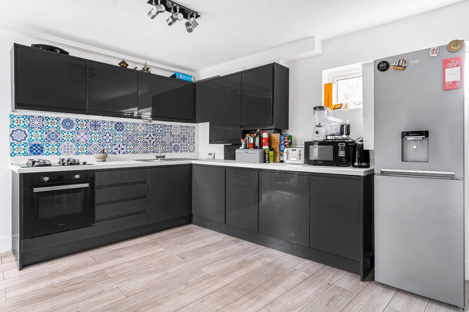 1 bedroom Flat for sale in Brockley Rise, London, SE23 1JG