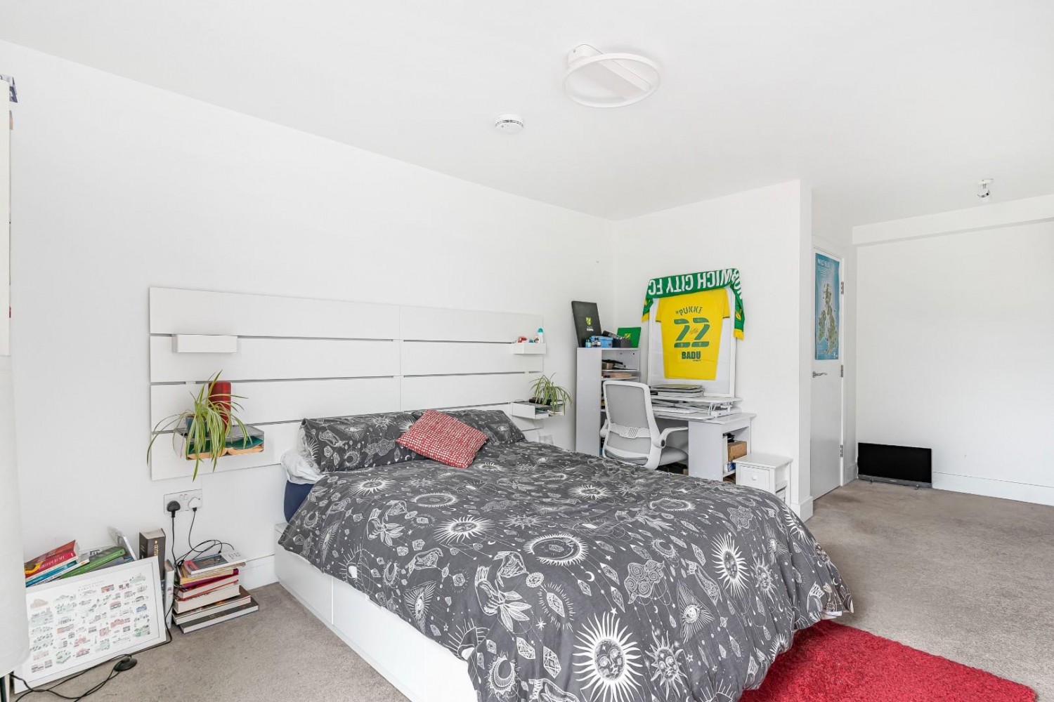 1 bedroom Flat for sale in Brockley Rise, London, SE23 1JG
