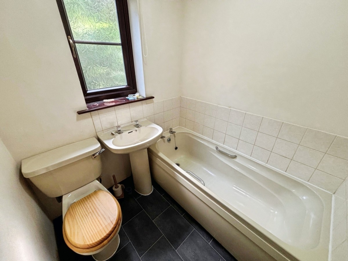 Warren Close, Gainsborough