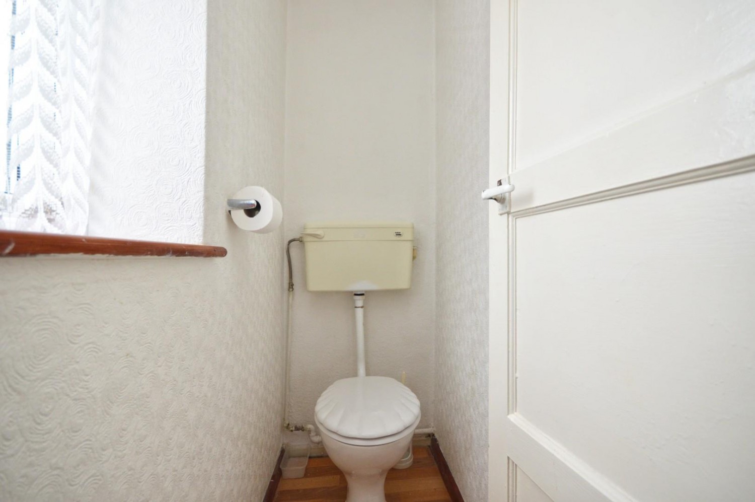 Gullon Walk, Bristol