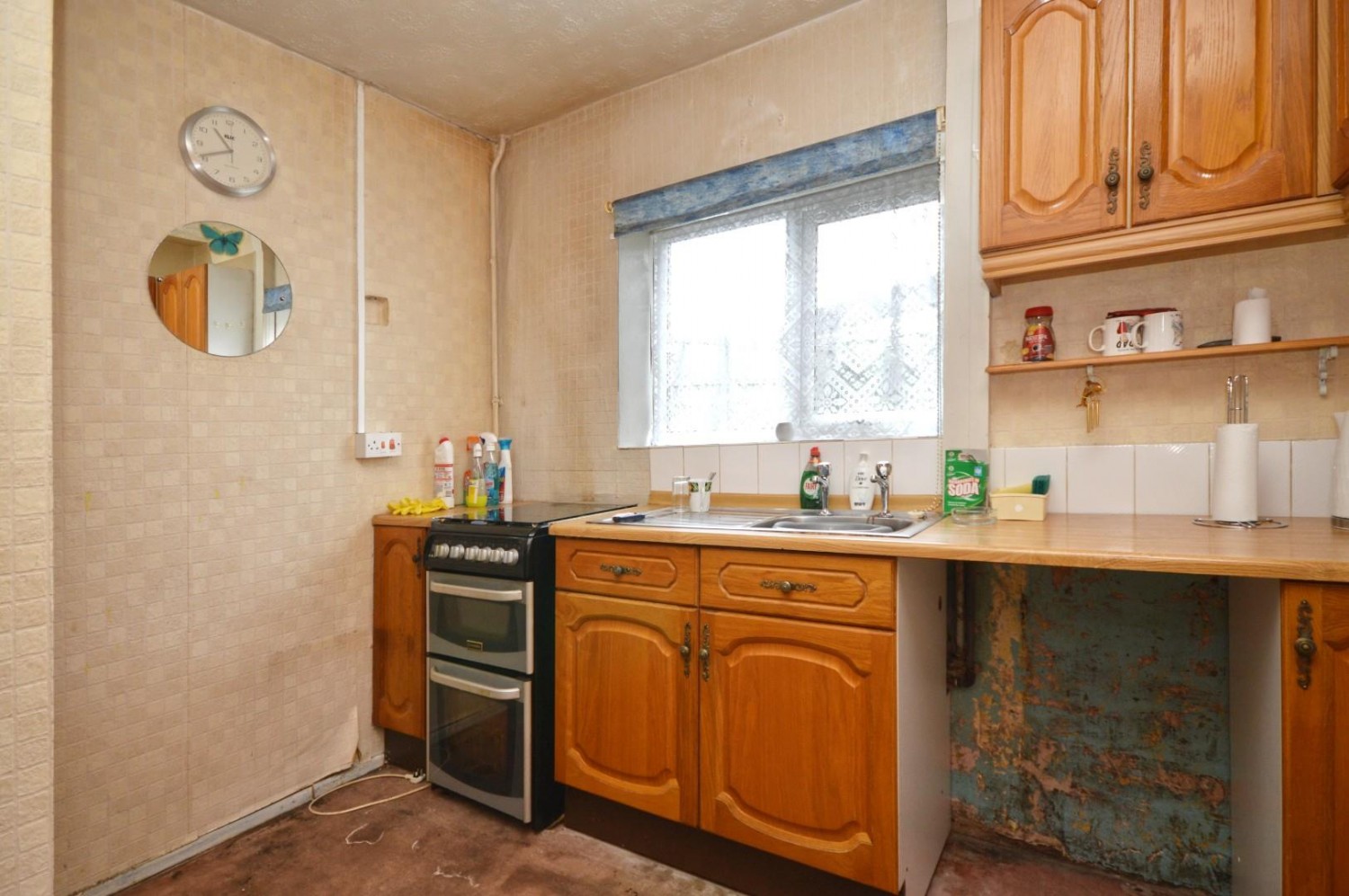 Gullon Walk, Bristol