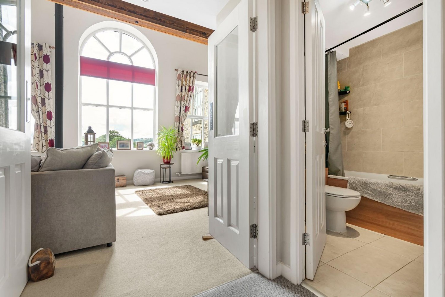 Cross Lane Court, Bradley