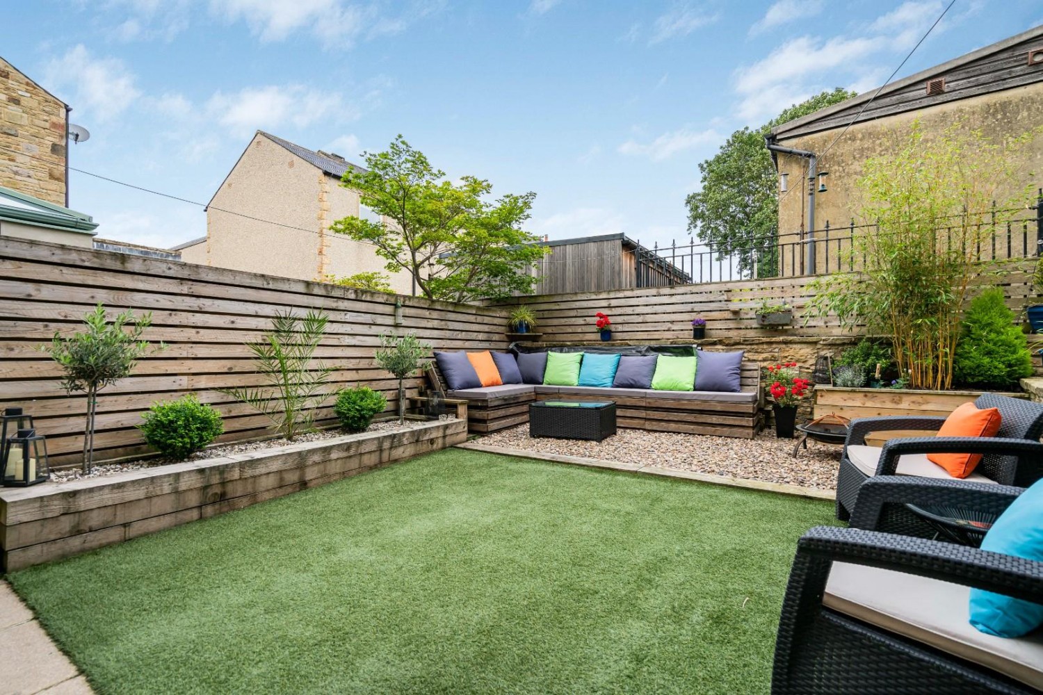 Cross Lane Court, Bradley