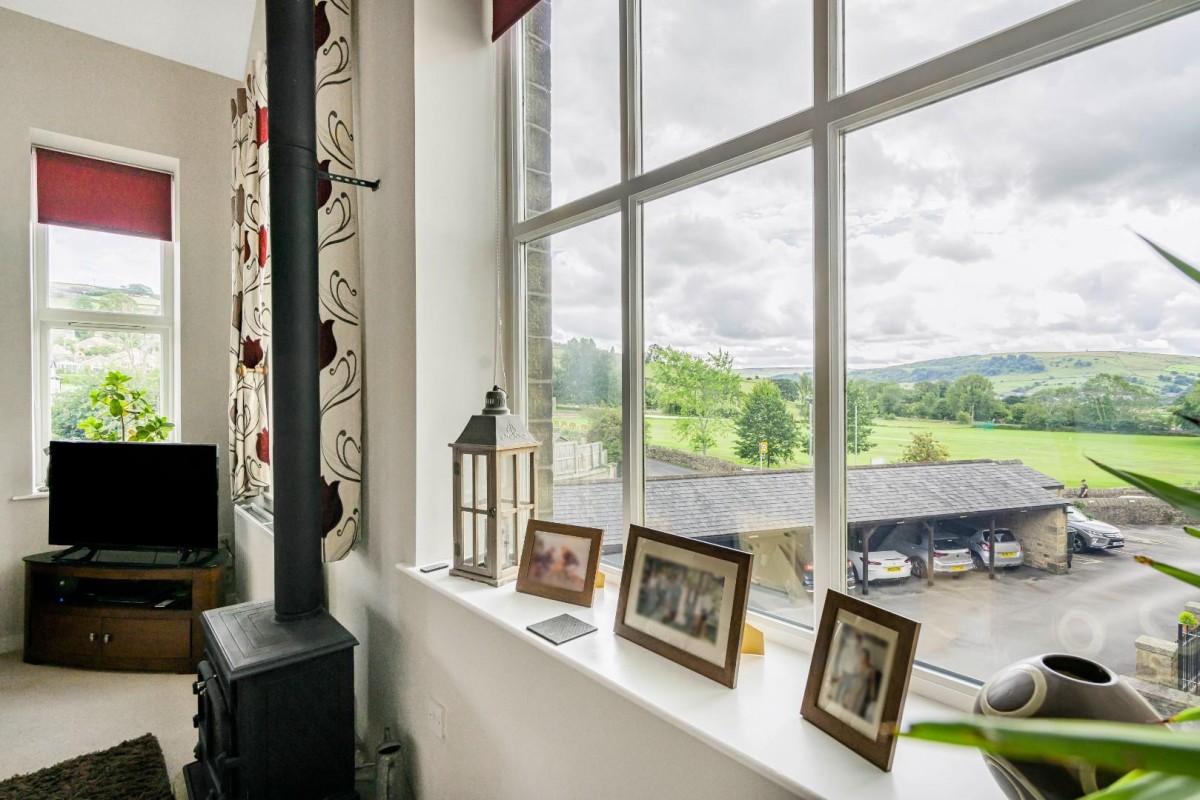 Cross Lane Court, Bradley