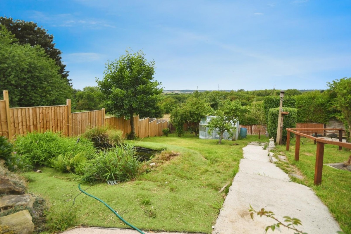 Ash Grove, Mastin Moor, Chesterfield, S43 3AW